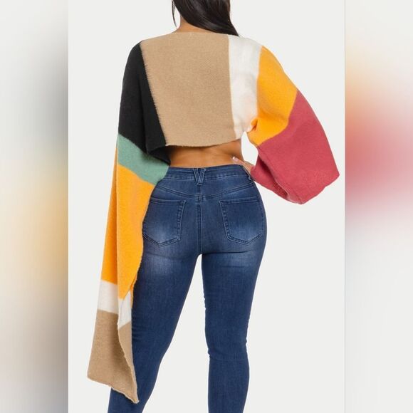 Color Block Unbalanced Sleeve Crop Sweater Top - Picture 2 of 2
